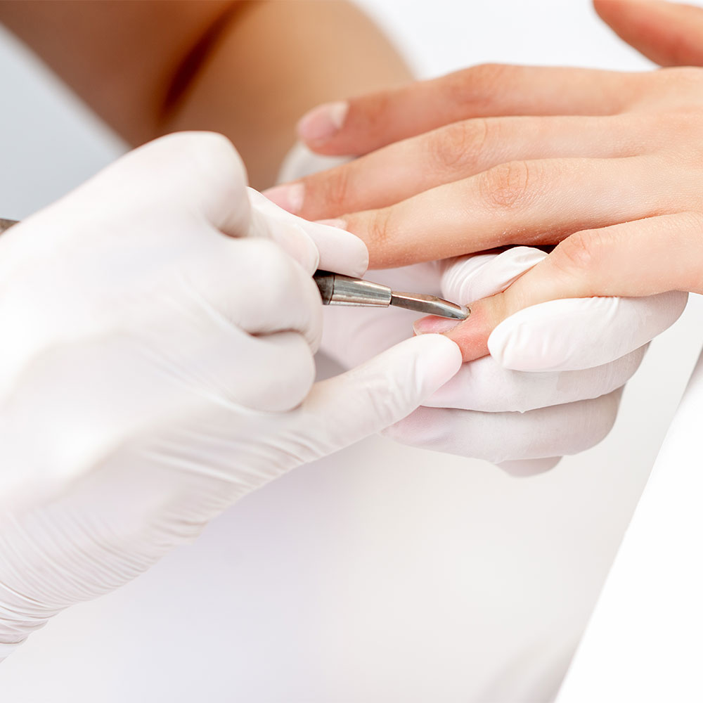Invogue-Salon-&-Spa-Cocoa-Beach-FL-32931-manicure